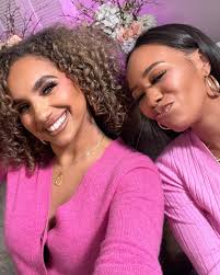 This is your reminder to call your bestie! Happy early Galentine's Day!💘