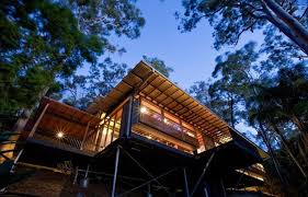 Here these various special imageries to bring you some ideas, maybe you will agree that these are stunning photos. Hilltop House Inhabitat Green Design Innovation Architecture Green Building