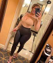 Pin by Ashley Poole on Thick Body | Fashion, Style, Sporty