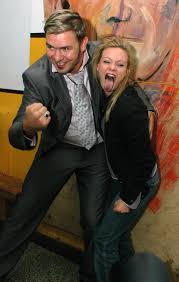 He is an actor, known for kryminalni (2004), drzazgi (2008) and 39 i pól (2008). Tomasz Karolak Partnerki Ostrowska Kolakowska Boczarska Lamparska Malicka Galeria Plejada Pl