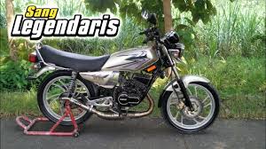 Rx King Modif Simpel Minimalis Warna Silver Gold Rxking Kingsilver Youtube Modifikasi motor rx king diatas terlhat simple tapi memililki pesan yang mantab, untuk.