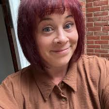 Hi Looking for a mobile dog groomer please Thank You