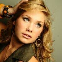 Dawn Wilkinson: Actor, dancer and playwright i…