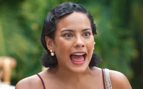 Beleza Fatal: Lola flagra Átila aos beijos com namorado, grava vídeo e muda  tudo · Notícias da TV