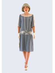 The drop waist began in 1920 at just under the natural waistline, and ended in 1929 around the low hip. Buy 1920s Drop Waist Dress Plus Size Cheap Online