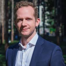 SquareFoot CEO And Leadership: Executives and Demographics