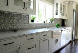 Black And White Cement Tile Backsplash Get The Cement Tile Look A Cement Tile Backsplash Adds Pizzazz In An Open Airy Kitchen Tiles Design Moroccan Tiles Kitchen Marble Kitchen Counters