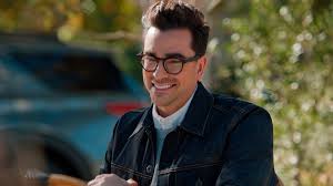 Daniel joseph levy (nato il 9 agosto 1983) è un canadese attore, scrittore, regista e produttore. What Is Dan Levy S Net Worth