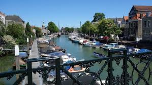 The shooting in dordrecht injured three people, including two police officers. Hd Wallpaper Dordrecht Netherlands Holland Port Boats Cityscape Historical Center Wallpaper Flare
