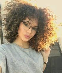 Curly Hair Girl Dark Hair Girls Glasses Girl Heroine Inspiration Writing Inspiration Curly Hair Styles Hair Styles Curly Hair Styles Naturally