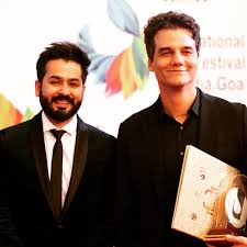 The surgical strike (2019), which was based on the 2016 uri attack. Uri Director Aditya Dhar With Pablo Emilio Escobar Gaviria Wagner Moura Bollywood