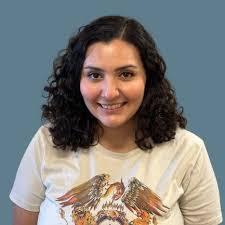 Madelyn Moreland's Instagram, Twitter & Facebook