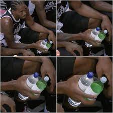 Kawhi leonard biggest hands in nba history!!! Nba On Espn Kawhi Leonard S Hands Two Water Bottles With One Hand H T L A Clippers Facebook