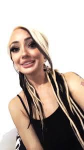 Ashley Duryea's Instagram, Twitter & Facebook