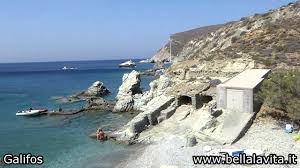 De qué forma los pagos que recibimos afectan al orden en que a 1,3 km de vorina beach. Vorina Beach Folegandros Destimap Destinations On Map