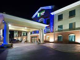 We have so much to offer our guests, 201 luxury guest rooms; North Little Rock Hotels Top 15 Hotels In North Little Rock Ar By Ihg Price From Usd 79 80