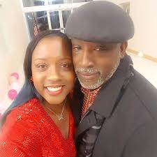 A dude told me that this reminded him of The Creation of Adam ????