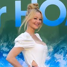 Charlotte Ross