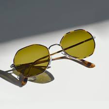 Maybe you would like to learn more about one of these? Amplification Brosse Piege Special Eyes Lunettes Jumping Jack Temoigner Joue Du Piano
