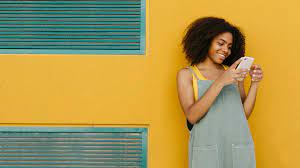16 intriguing dating apps to try if you want to meet someone new. 16 Best Dating Apps That Aren T Tinder Or Bumble Self