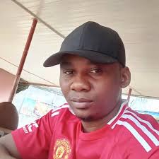 Miraculous in glasses looking too hot 🔥