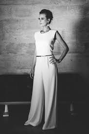 Overall Hochzeit Fur Mutige Braute Feminin Und Bezaubernd Hosenanzug Hochzeit Brautmode Hochzeit Overall