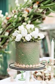 Wedding Colors Popular Palettes Trends For 2021 Green Wedding Cake Wedding Cake Olive Wedding Colors