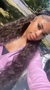 Hey ! Anyone available to do this style