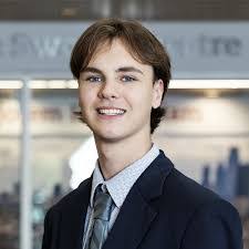 Dean Danowitz's Instagram, Twitter & Facebook