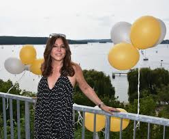 Sie war richtig anstrengend, so heinevetter. Simone Thomalla Hat Wegen Tochter Sophia Kein Zweites Kind Promiflash De