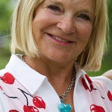 Kathy Dann's Instagram, Twitter & Facebook