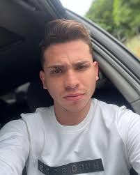 𝑽𝒊𝒄𝒕𝒐𝒓 𝑮𝒖𝒆𝒓𝒓𝒆𝒓𝒐 (@victorr_guerrero) · Caracas