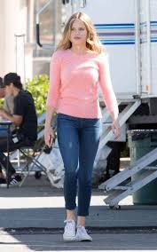Halston stands at the height of 5 feet 5¼ inches (1.66 m) tall and weighs around 53 kg. Halston Sage Diet Plan Celebrity Sizes
