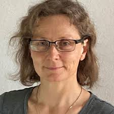 Eva Franke's Instagram, Twitter & Facebook