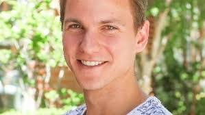 Adam Berg's Instagram, Twitter & Facebook