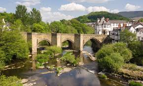 Đây là vùng thung lũng của sông wye, con sông lớn thứ năm của. Kham Pha 7 Ká»³ Quan Cá»§a Xá»© Wales