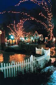 Must See Holiday Attractions Christmas Destinations Hershey Park Christmas Vacation