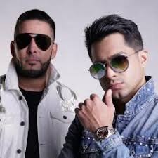 Artistas que comienzan con la letra R