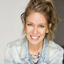 Janet Rowden's Instagram, Twitter & Facebook