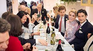 Clarissa ward is an american television journalist who is currently chief international correspondent for cnn. An Award Winning Journalist Journalist Award Winning Celebrity Weddings