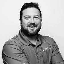 Clint Skipper's Instagram, Twitter & Facebook