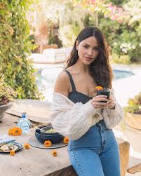 People who liked eiza gonzález's feet, also liked Eiza Gonzalez Urges Americans To Vote With Kindness To See Leadership With Dignity Restored Sunriseread