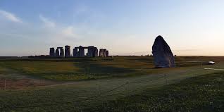 Stəʊ̯n'hɛndʒ] ist ein vor über 4000 jahren in der jungsteinzeit errichtetes und mindestens bis in die bronzezeit genutztes bauwerk in der nähe von amesbury, england. Eine Nacht Am Stonehenge 720 Days In Europe