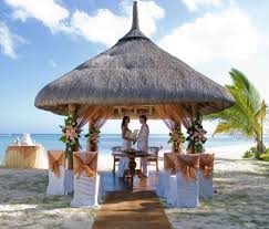 If It S A Beach Wedding That You Have In Mind Mauritius Is The Perfect Location This Beautiful Island Nation Of Mauritius Wedding Wedding Locations Mauritius