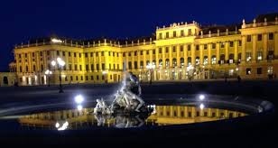 Cartes, études, livres, documents en ligne sur l'histoire, le patrimoine, les traditions de l'autriche. Les Plus Belles Villes D Autriche Escale De Nuit