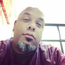 benny ramos (@silvrbkfam)