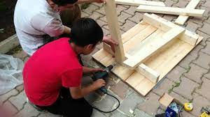 .ahşap masa yapımı için size hem bazı fikirler sunacağız hem de gerekli olacak malzemelerden çünkü ahşap malzemenin farklı farklı kullanımlarından değişik dizaynda masalar elde edilmekte… üstelik bu malzemeleri, yapı marketlerden ve benzer mağazalar içerisinden rahatlıkla bulabilir ve. Omer Furkan Aksu Ahsap Masa Yapimi Youtube