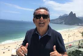Galvão bueno é o principal representante do jornalismo esportivo dentro da globo. Galvao Bueno Posta Foto Rara Com A Esposa E Seguidores Reagem Rd1