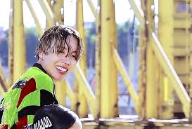 J Hope Chicken Noodle Soup Feat Becky G Mv Https Encrypted Tbn0 Gstatic Com Images Q Tbn 3aand9gcr8y1dtcvzz3rldqeqlilfxtveqvier4cw2cg Usqp Cau