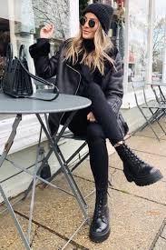 20 outfit ideas on how to wear little black dress in 2021 little black dress outfit ideas: Pin By Courtney Improta On Fall Winter Style Inspo Casual Winter Outfits Winter Outfits Winter Fashion Outfits